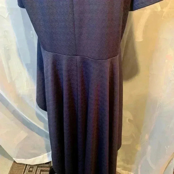 Plus size Blue High Low Asymmetrical Top size 3X - Picture 3 of 4